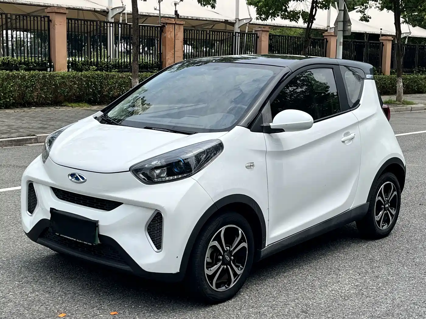 QQ New Energy Little Ant 2020 2019 4-Seater Smart Enjoy Edition 35kWh