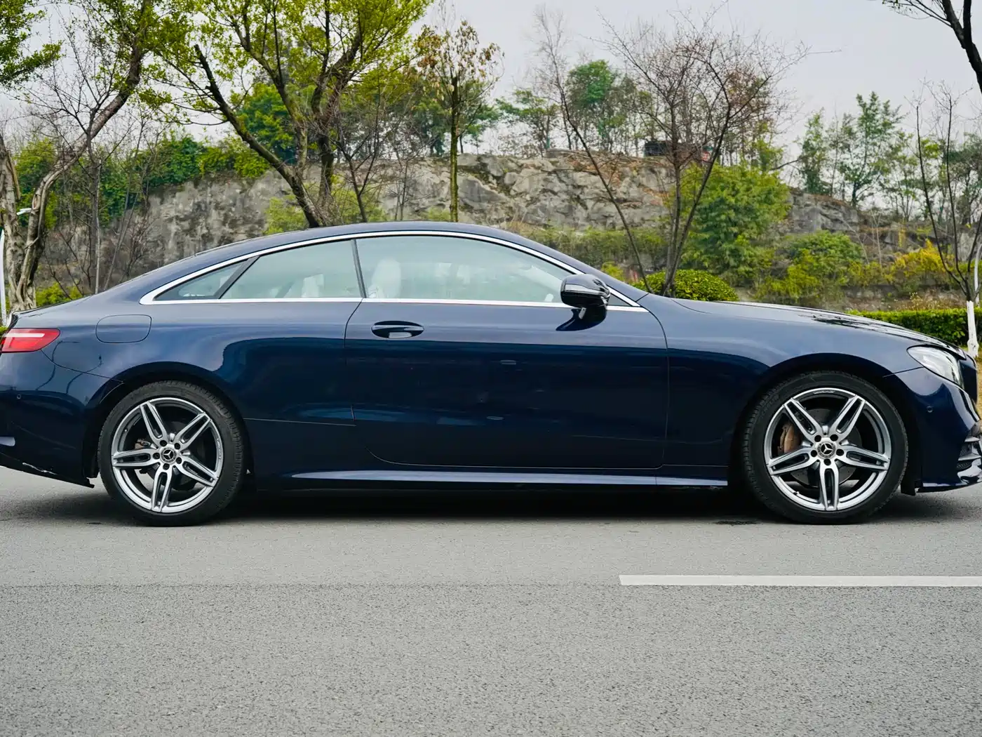Mercedes-Benz E-Class (Import) 2017 E 200 Coupe фото 3