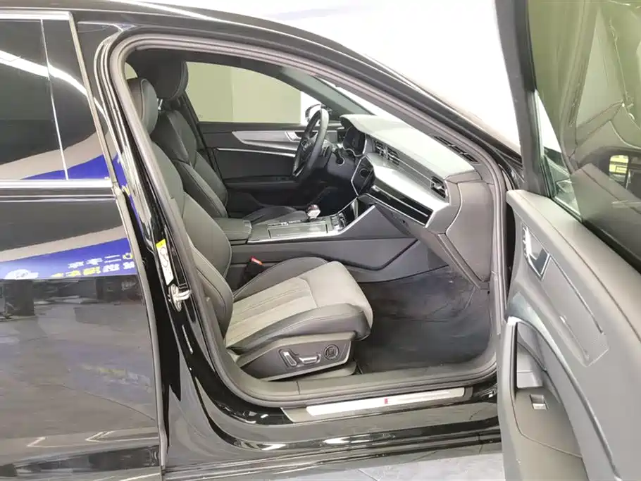Audi A6L 2024 45 TFSI Premium Dynamic фото 8