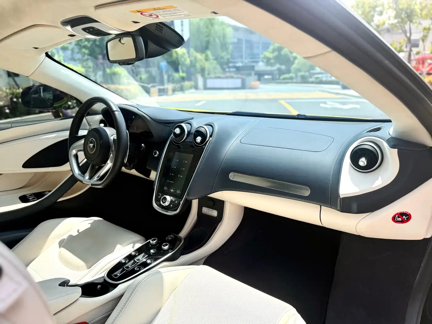 McLaren GT 2023 2023 4.0T Standard Model