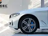 صورة 9 - BMW 5 Series