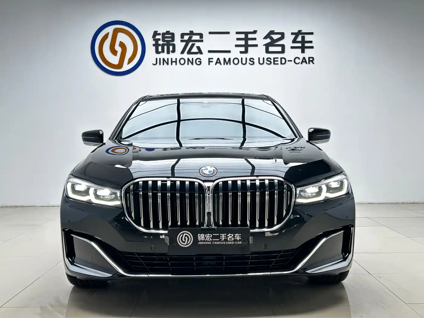 BMW 7 Series 2019 740Li Leading Luxury Package фото 2