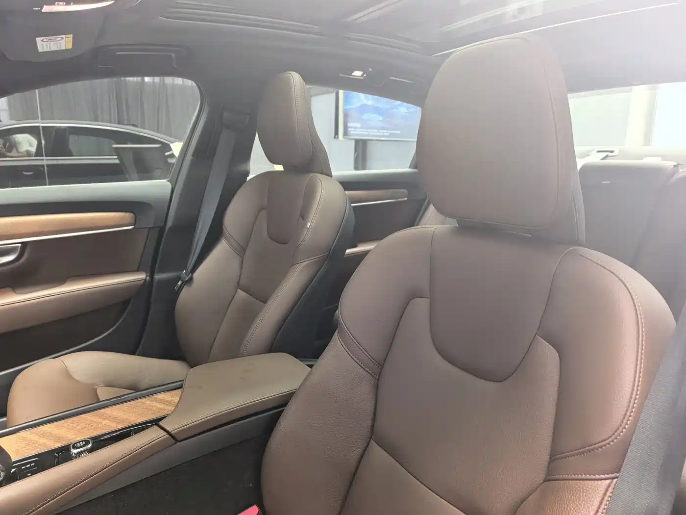 Volvo S90 2025 2025 B5 Zhiyi Luxury Edition