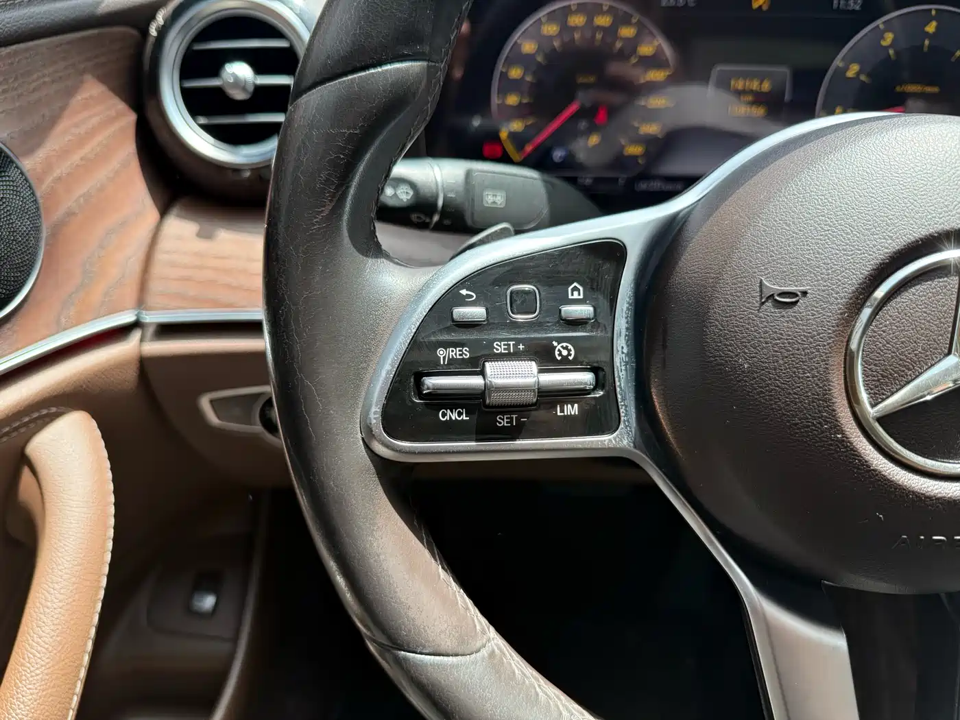 Mercedes-Benz E-Class 2019 Facelift E 300 L Fashion фото 10