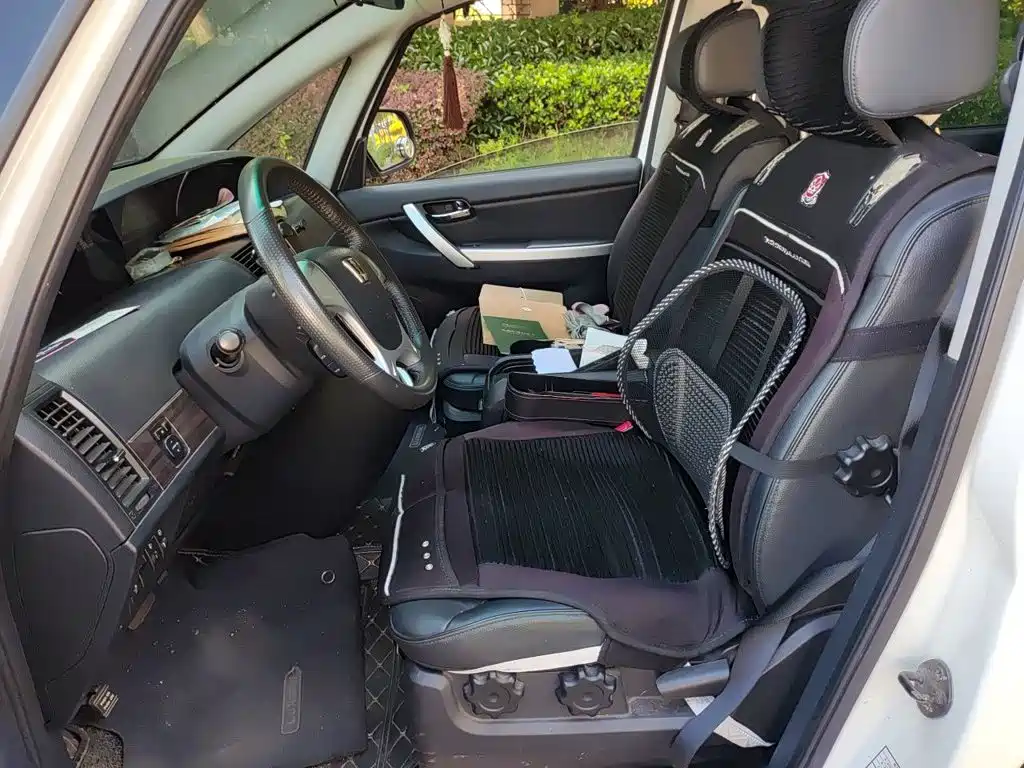 Luxgen Luxgen7 MPV 2017 2016 2.0T Comfort