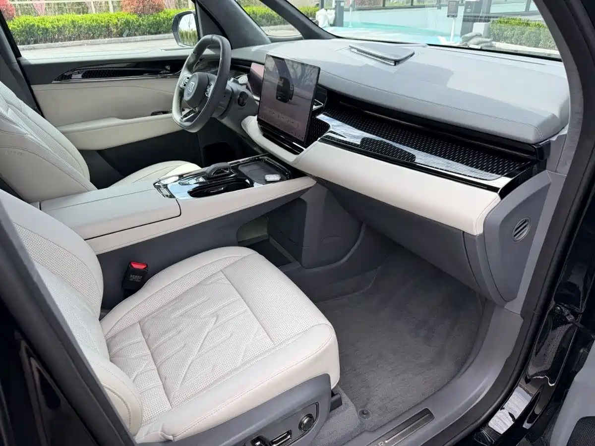 ZEEKR EXTREME KRYPTON 009