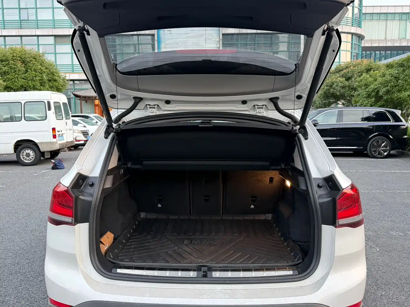 BMW X1 2021 sDrive20Li Exclusive фото 21