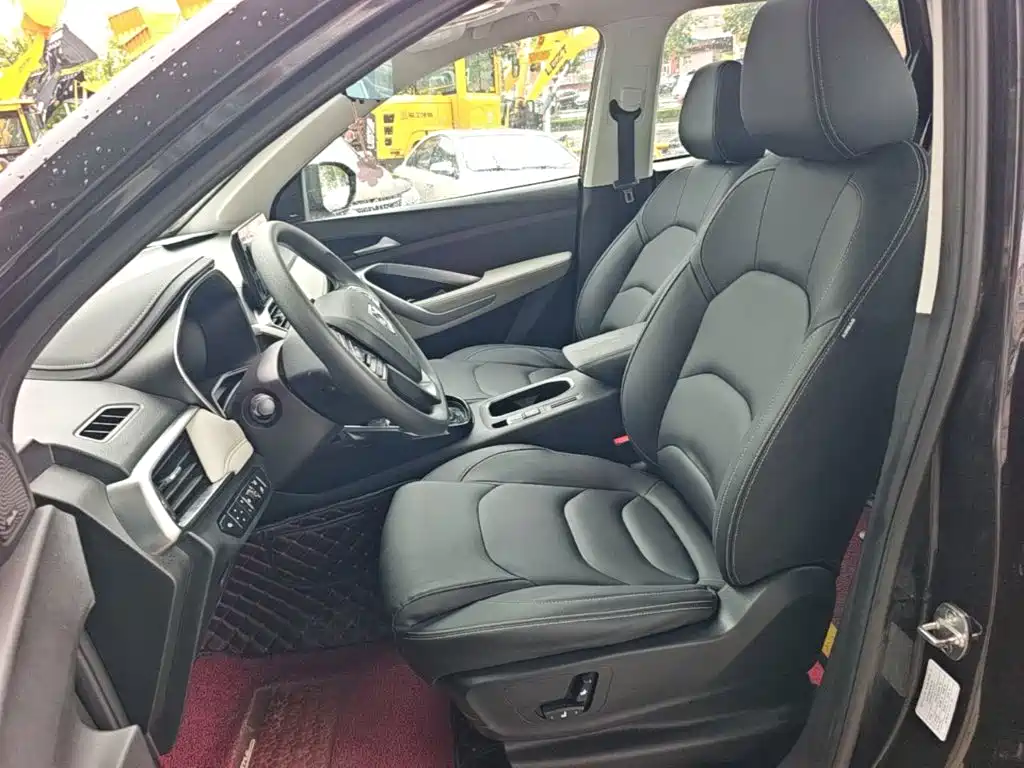 Baojun 530 2019 2019 1.5T CVT Premium China V