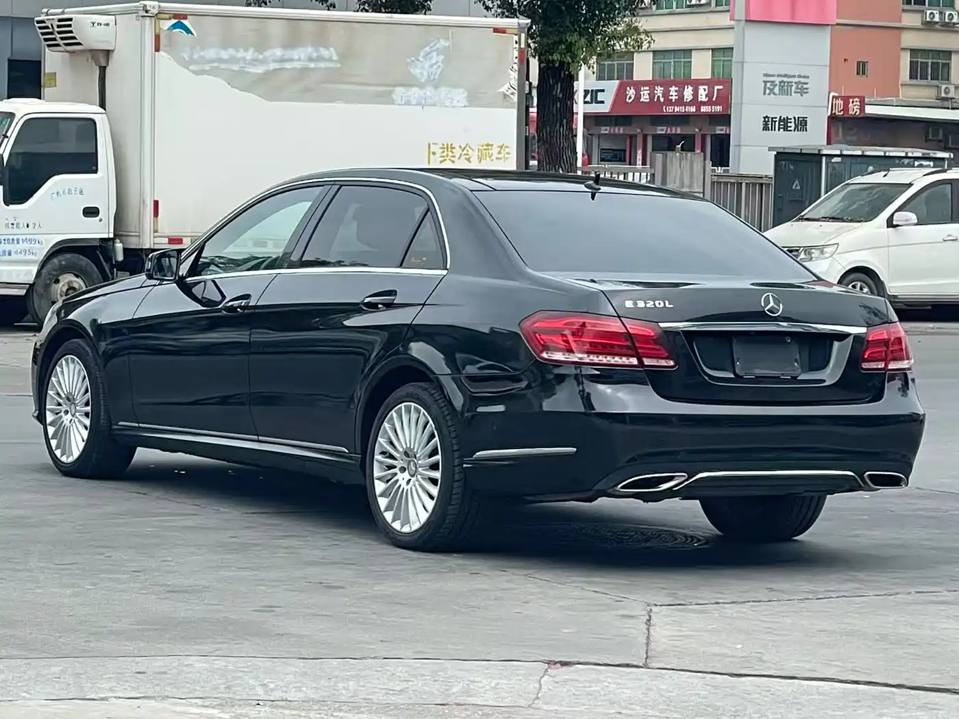 Mercedes-Benz E-Class 2015 Facelift E 260 L фото 7
