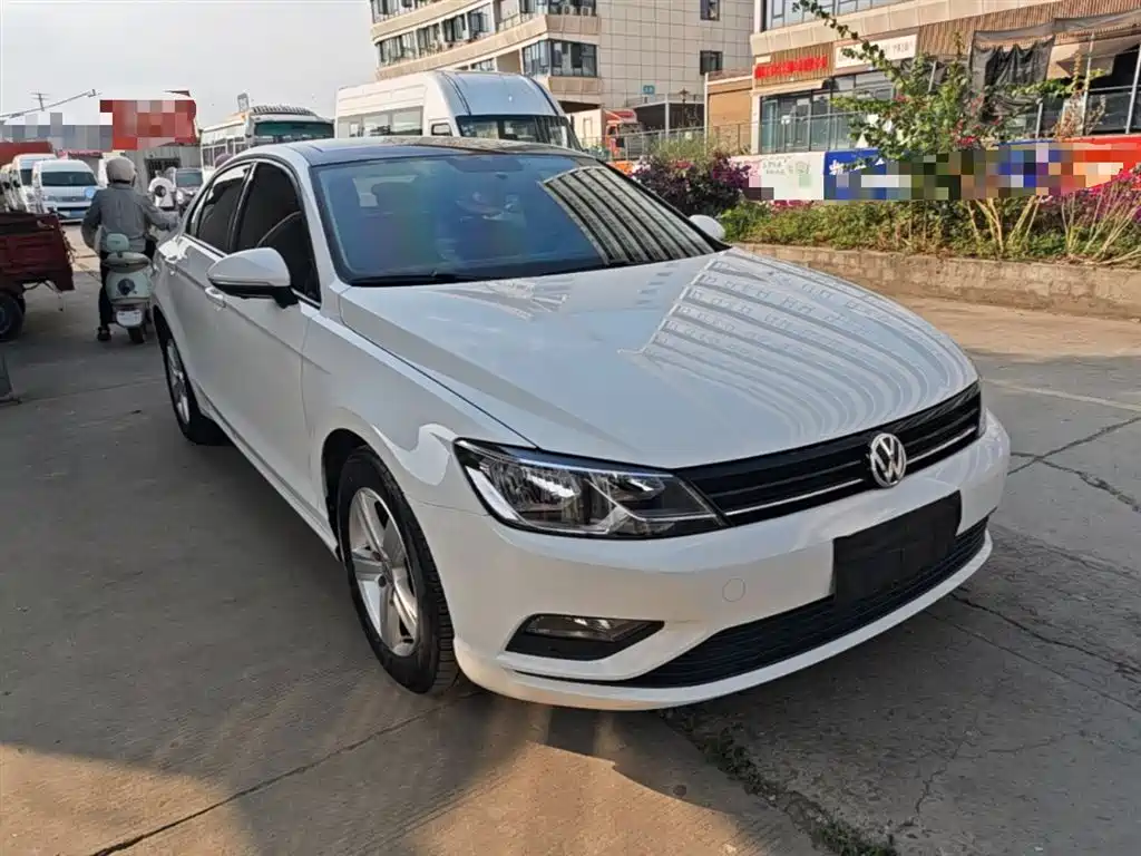 Volkswagen Lamando 2017 230TSI DSG Trend Edition фото 4