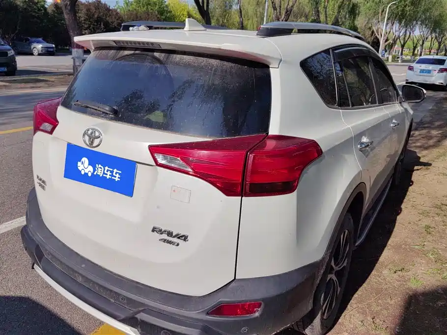 Toyota RAV4 Rongfang 2013 2.5L Auto 4WD Elite фото 3