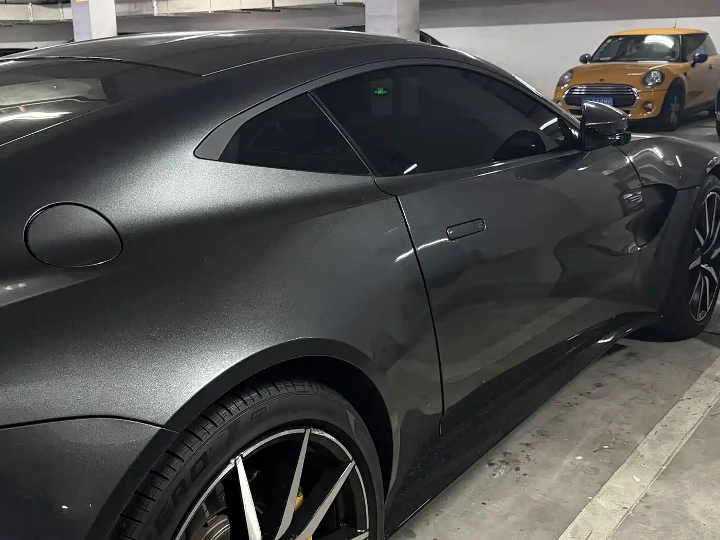 Aston Martin V8 Vantage 2020 2018 4.0T V8 Coupe