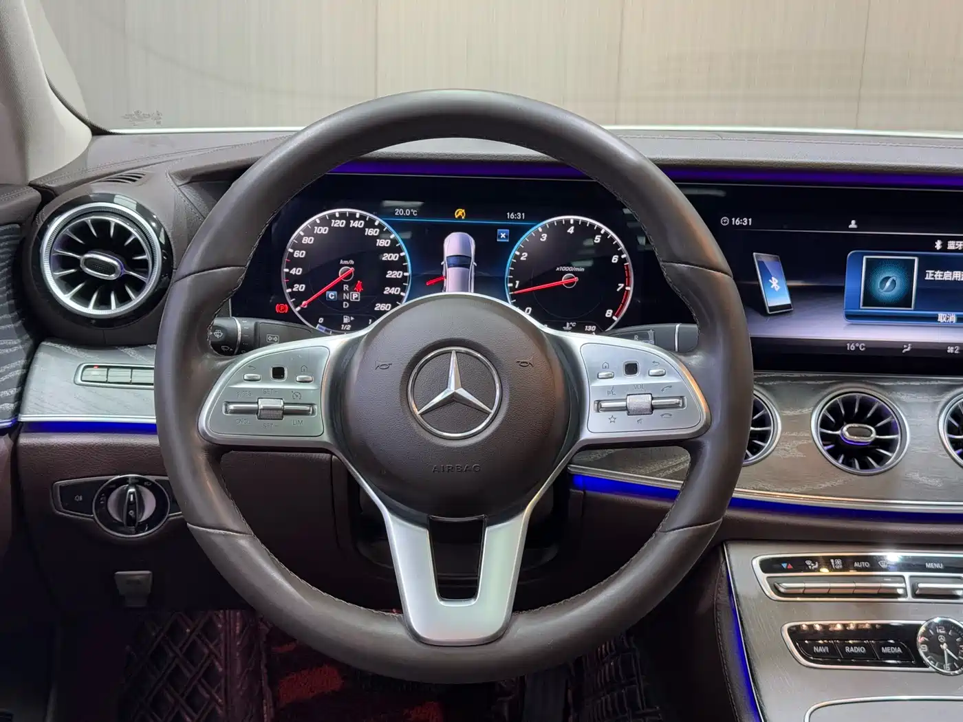 Mercedes-Benz CLS 2020 CLS 300 Luxury фото 21