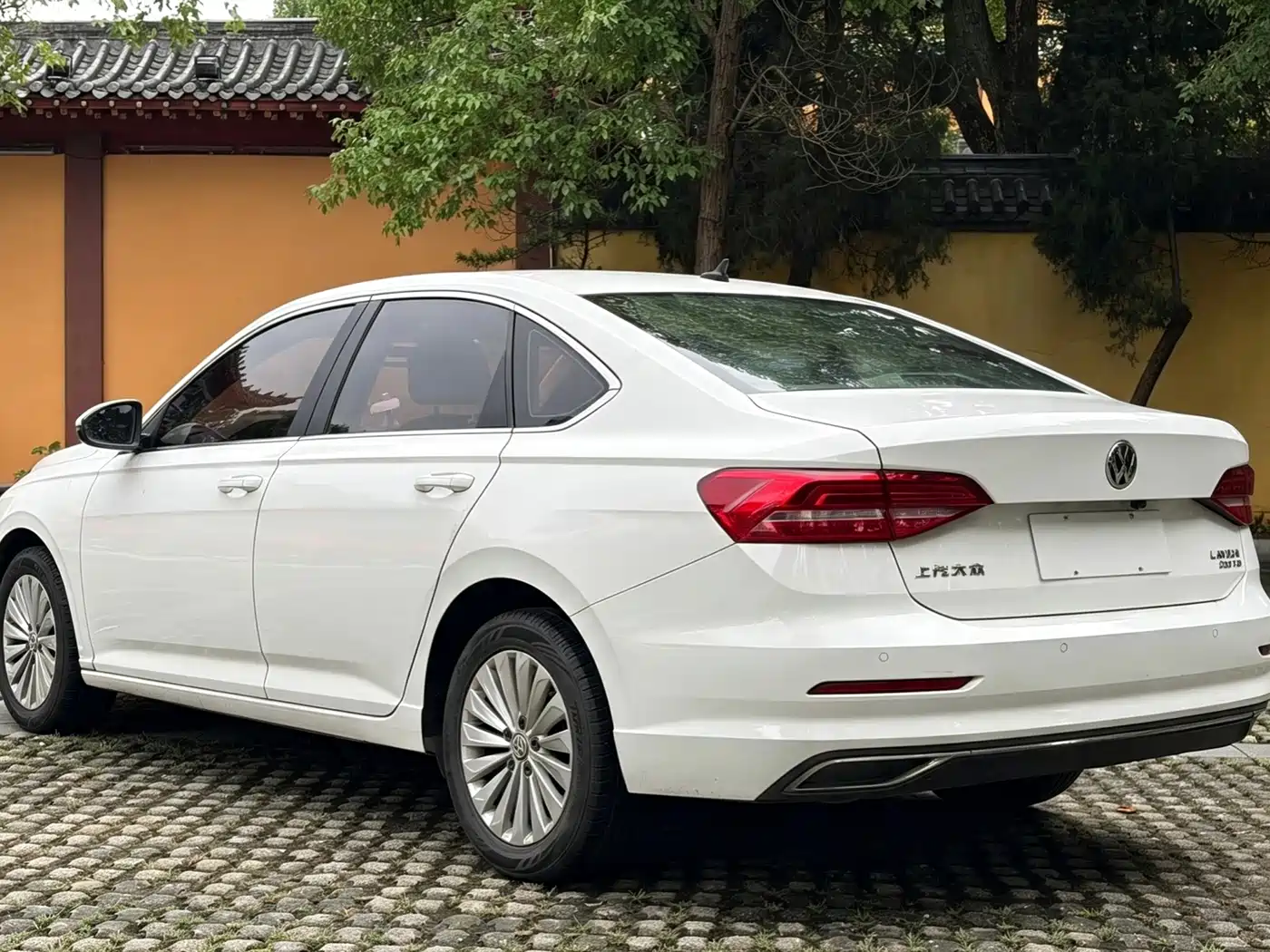 Фото 3 - Volkswagen Lavida