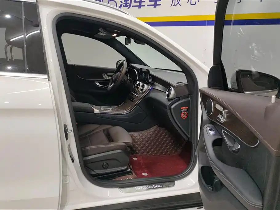 Mercedes-Benz GLC 2021 GLC 260 L 4MATIC Luxury фото 8