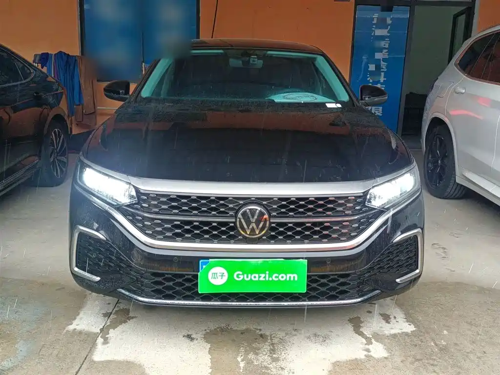 Volkswagen Passat 2024 330TSI Starlight Elite Edition фото 3