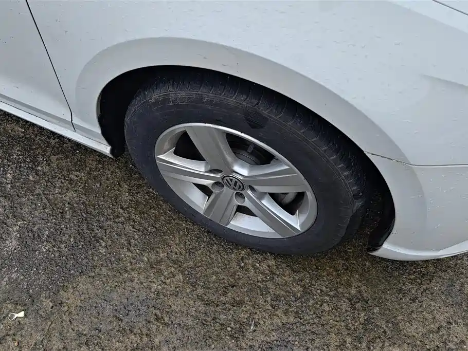 Volkswagen Lamando 2018 230TSI DSG Trend Edition фото 6