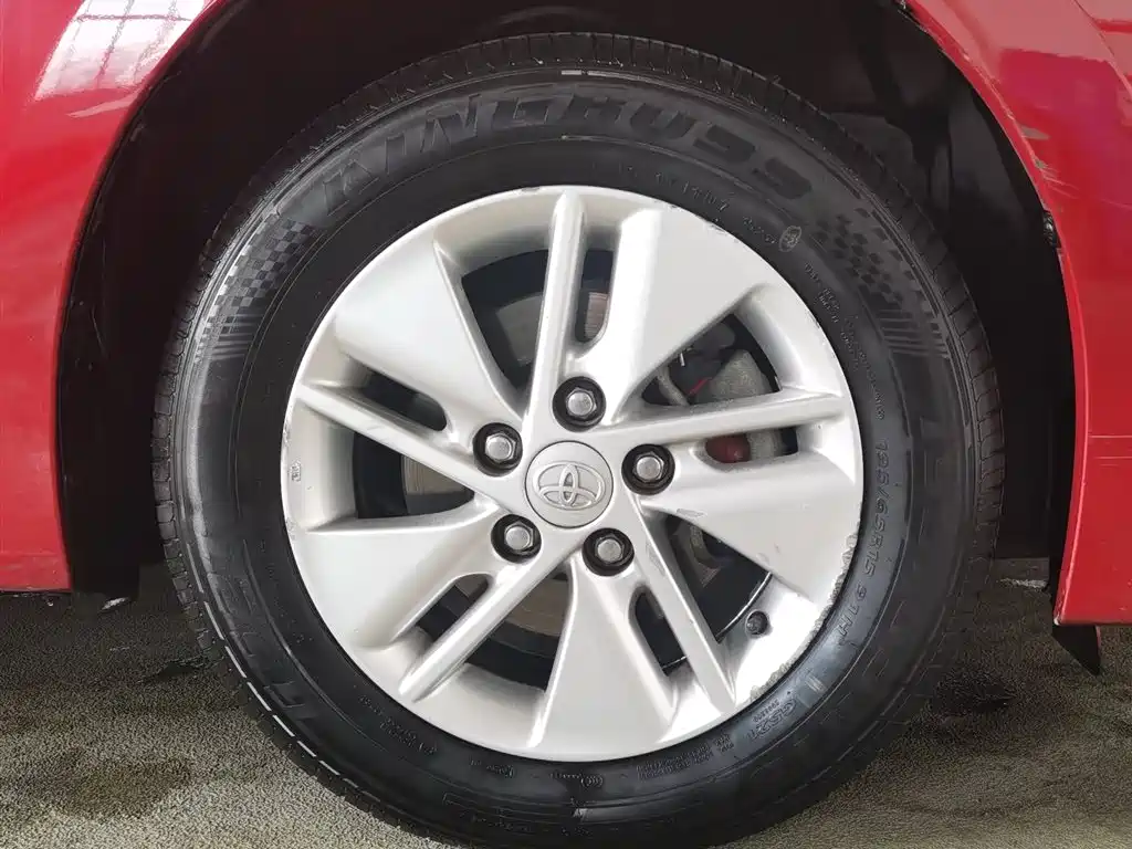 Toyota Corolla 2017 1.2T CVT GL-i фото 12