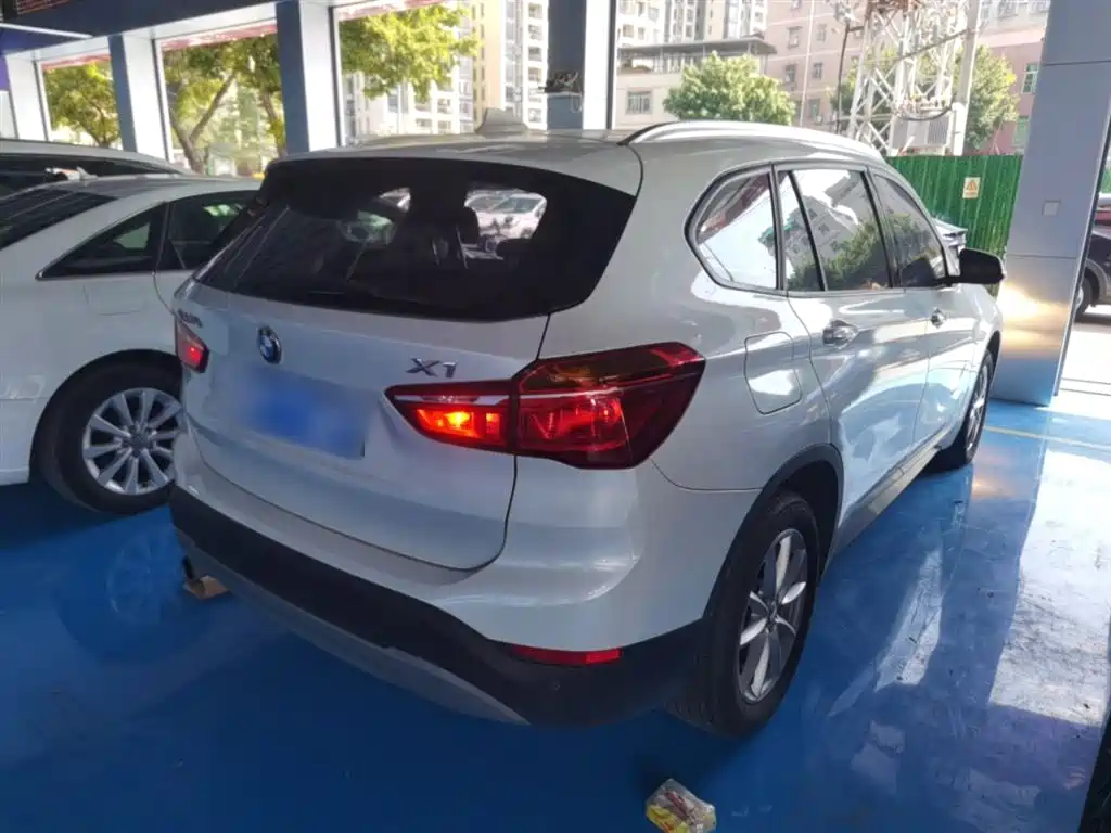 BMW X1 2016 sDrive18Li Fashion Model фото 5