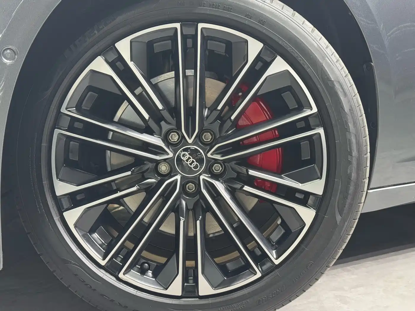 Audi A6L 2023 45 TFSI quattro Premium Elegance фото 22