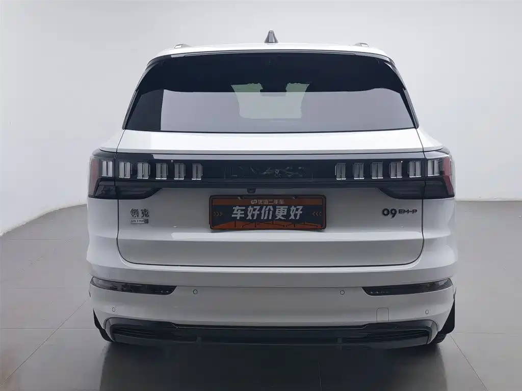 Lynk & Co 09 EM-P 2023 2.0TD EM-P Long Range PM 6-Seater фото 4