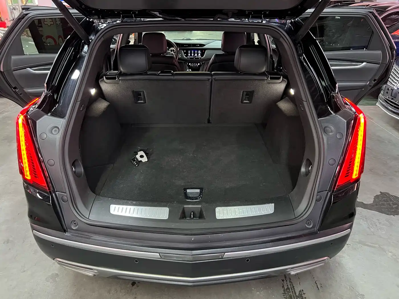 Фото 16 - Cadillac XT5