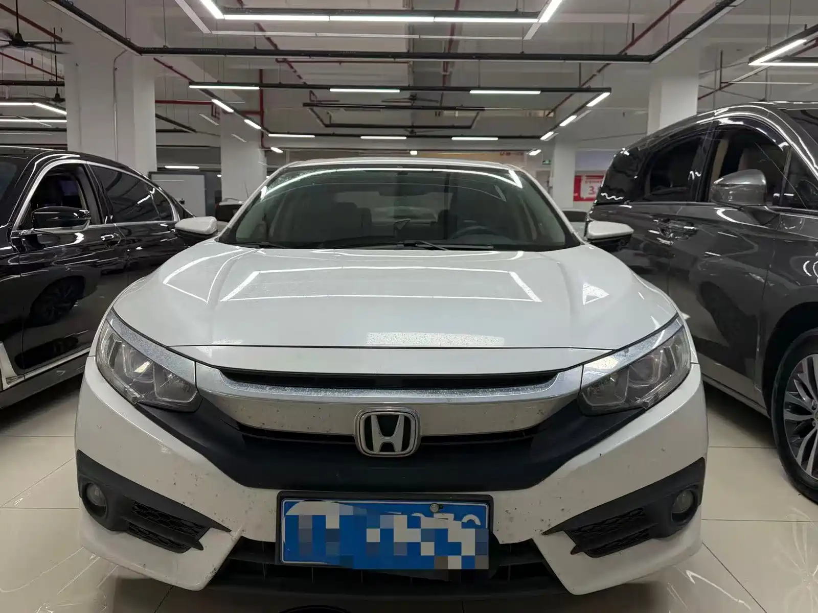 Фото 2 - Honda Civic