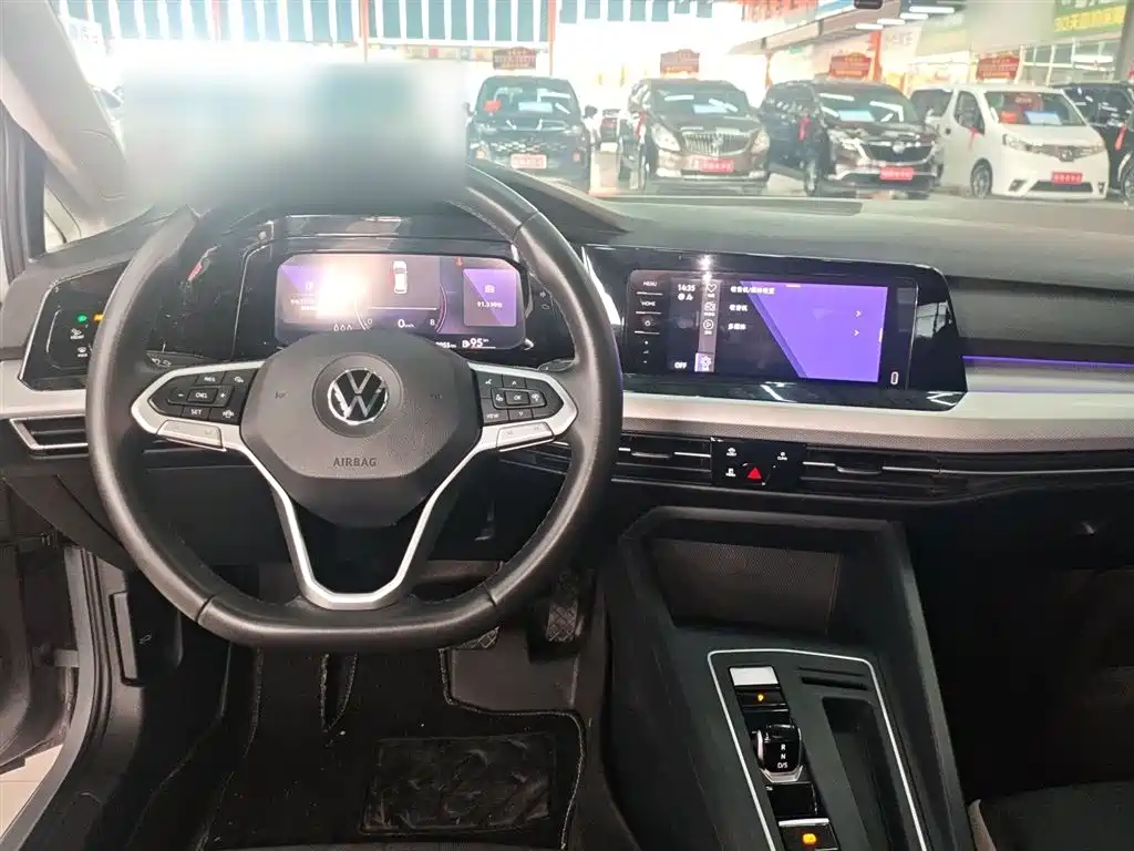 Volkswagen Golf 2023 Facelift 280TSI DSG Pro фото 6