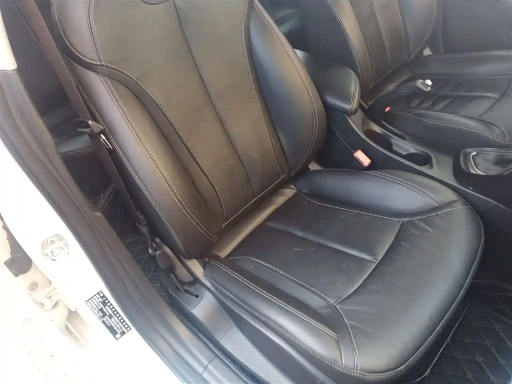 Buick Excelle 2019 18T Automatic Connected Elite (China V) фото 25