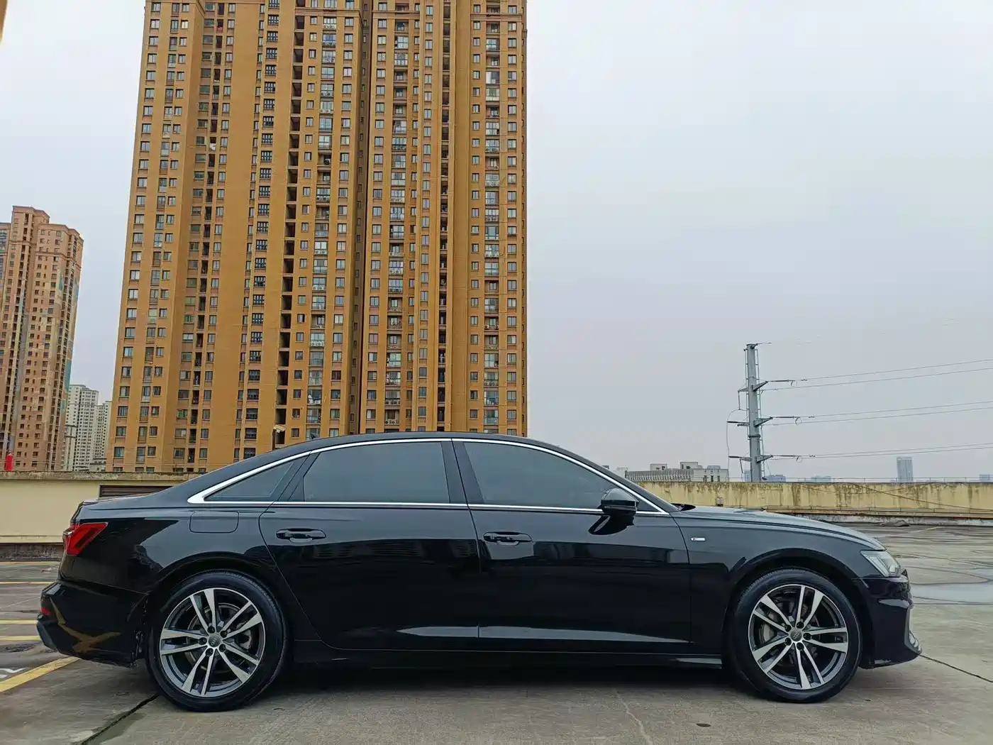 Audi A6L 2019 40 TFSI Luxury Dynamic фото 3