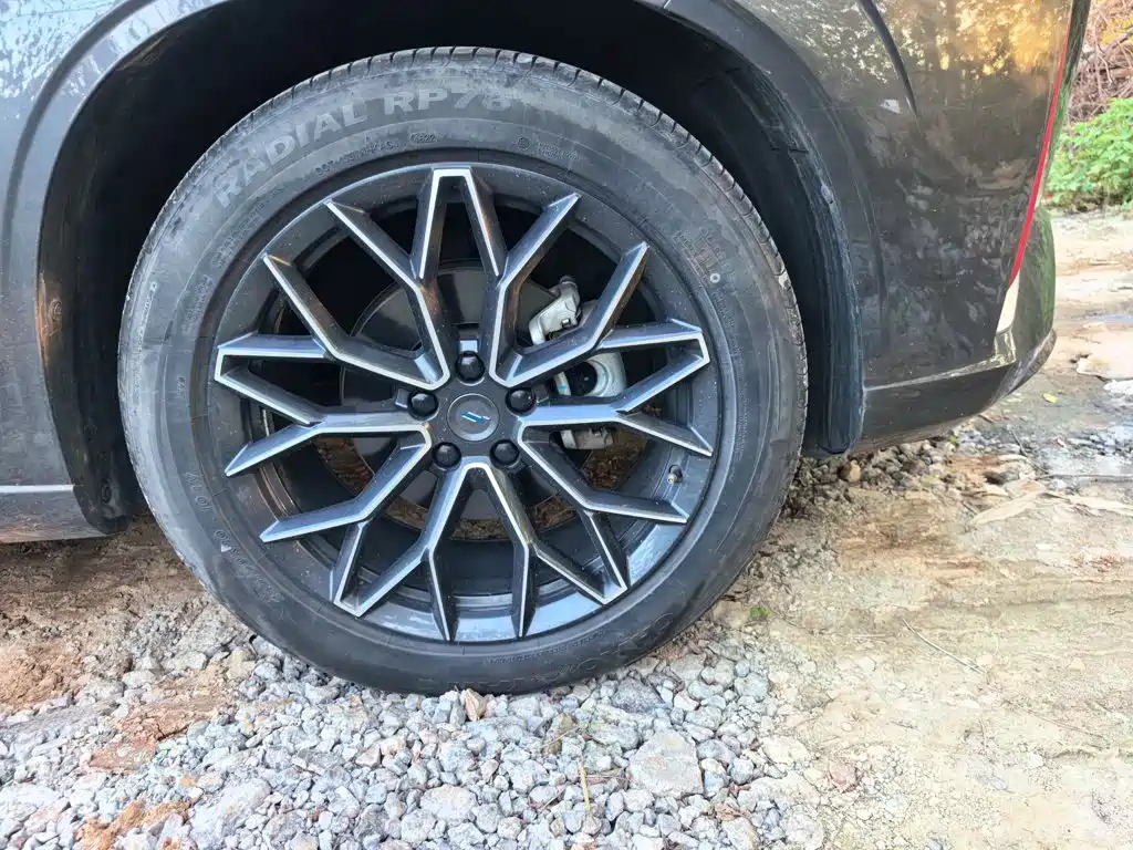Changan Oshan Z6 2022 2022 Blue Whale 1.5T DCT Smart City Edition