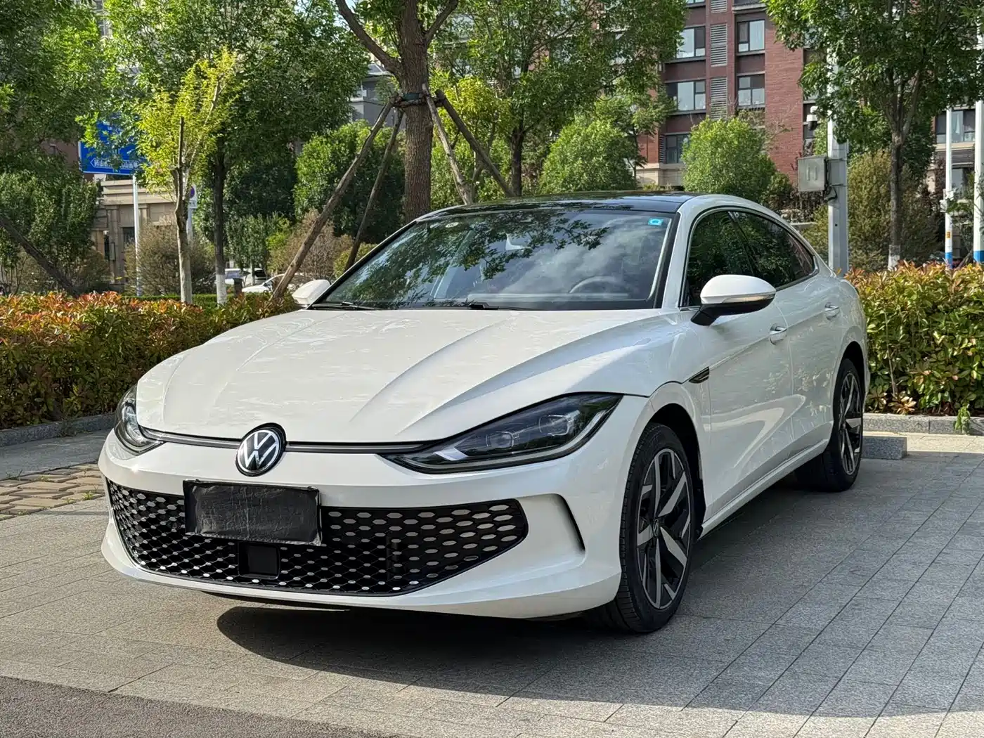 Volkswagen Lamando 2022 Lamando L 280TSI DSG Cool Edition фото 2