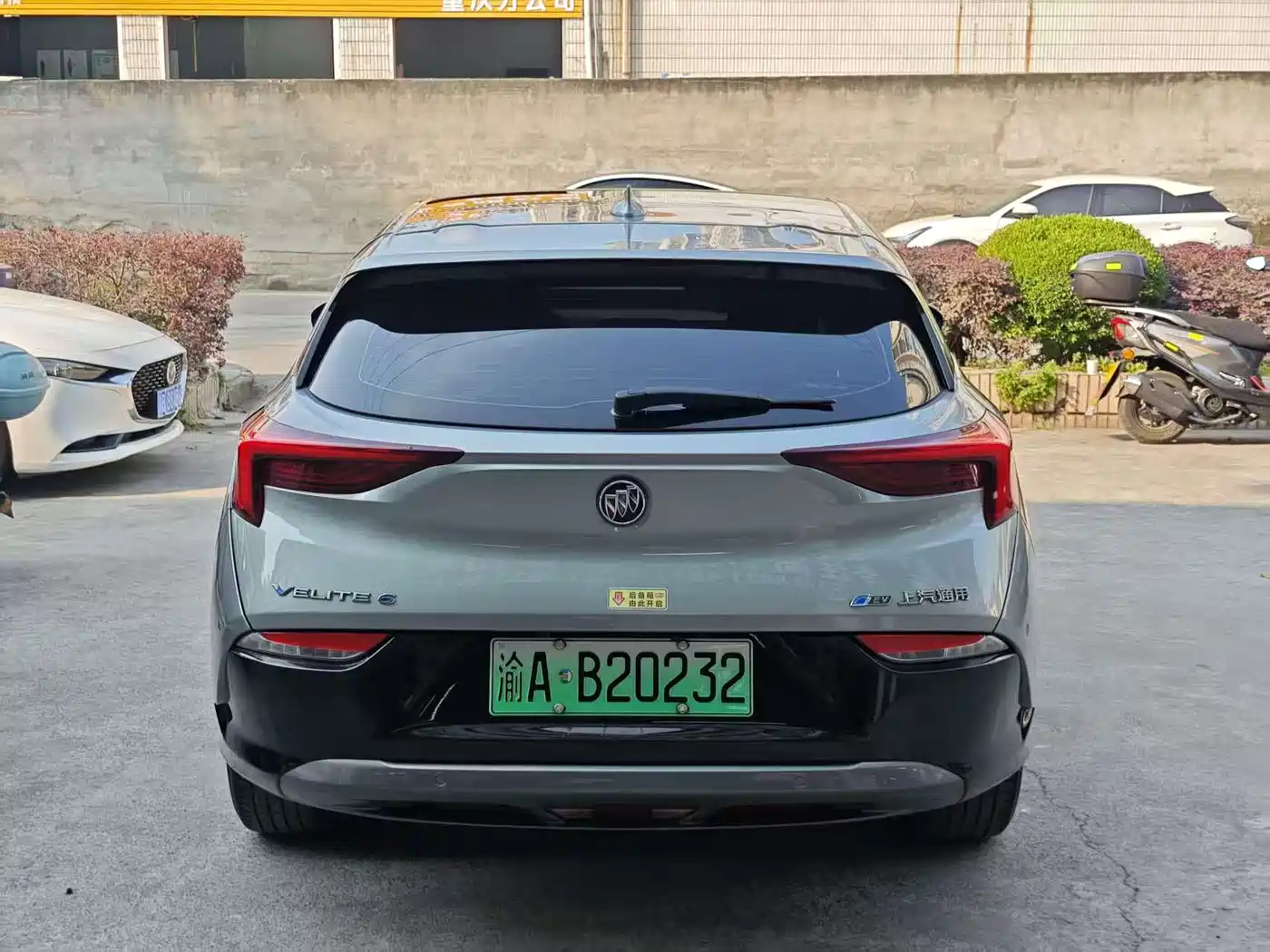 BUICK SLIGHTLY BLUE 6