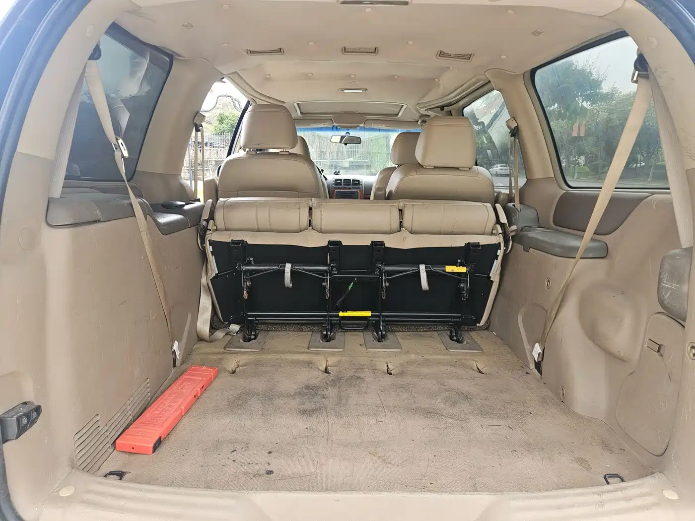 Photo 10 - Buick GL8