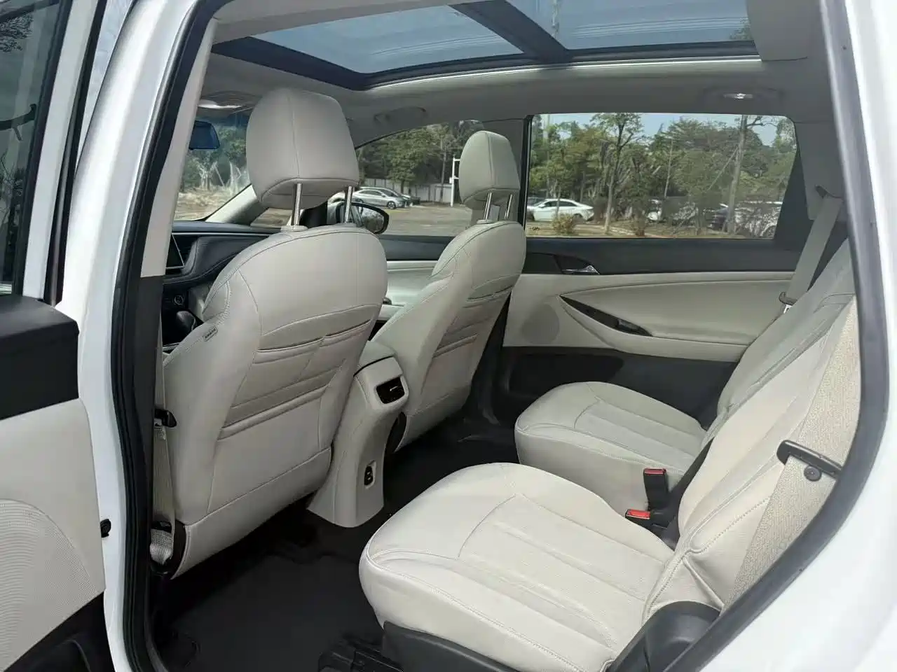 Buick GL6 2019 18T 6-seat Elite China VI фото 5