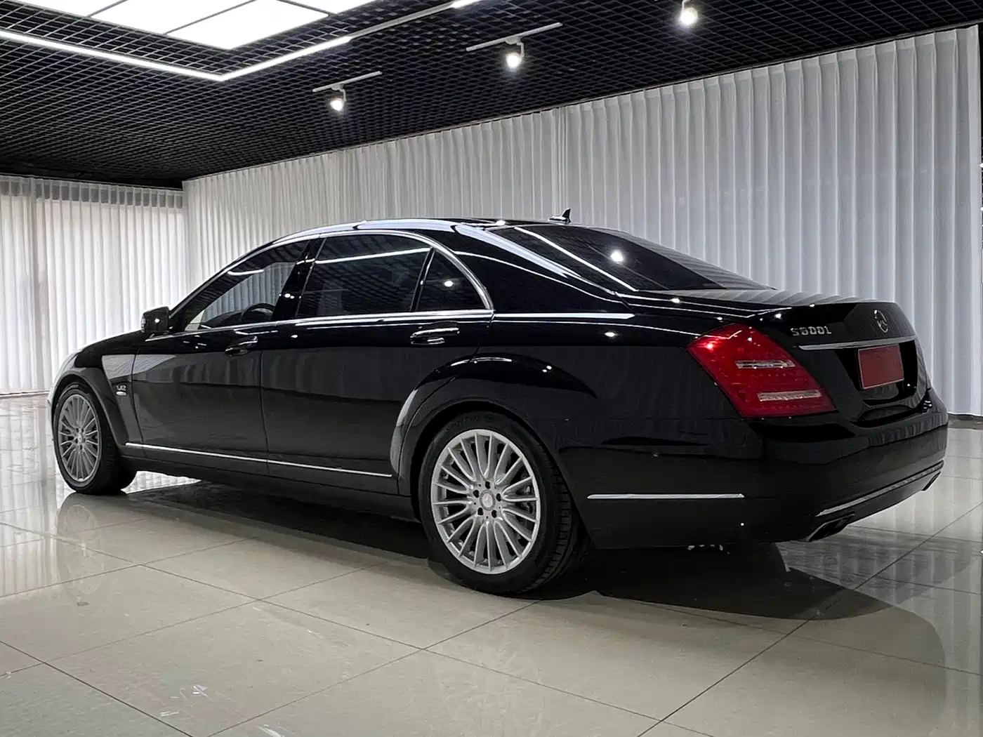 Mercedes-Benz S-Class 2012 S 600 L Grand Edition фото 4