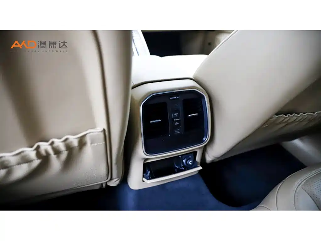 Porsche Macan 2017 Macan 2.0T фото 9