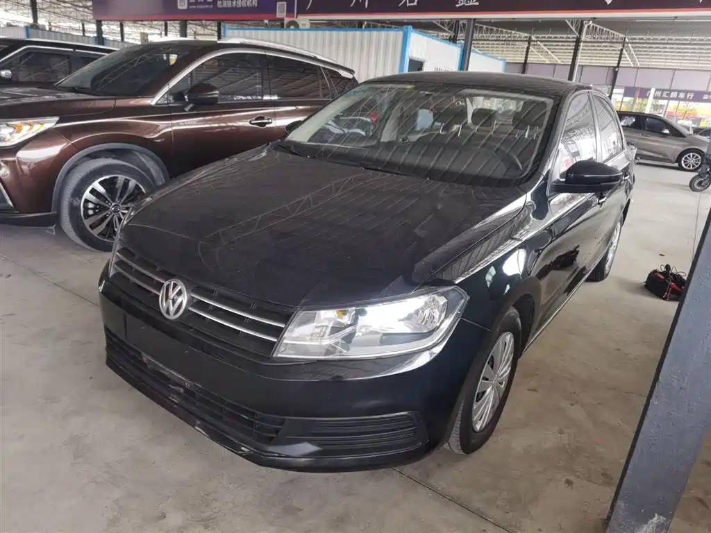Volkswagen Santana 2016 1.6L Manual Trend Edition фото 2