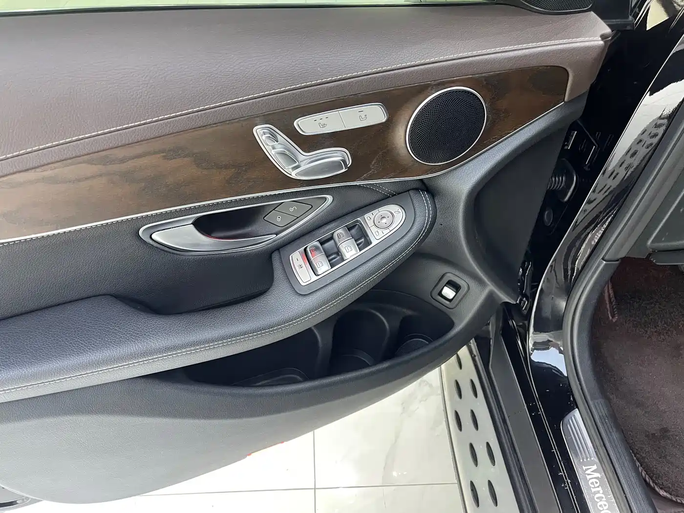 Mercedes-Benz GLC 2020 GLC 260 L 4MATIC Luxury фото 7