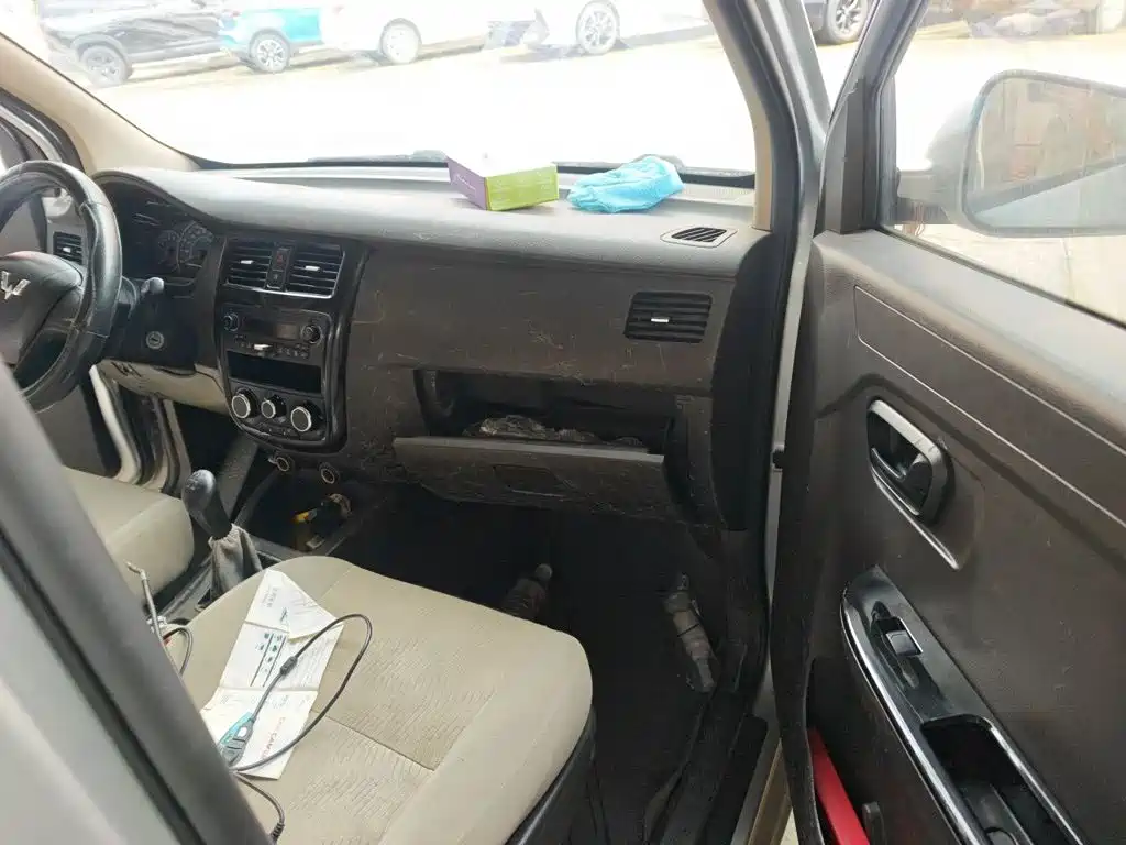 Wuling Motors Wuling Rongguang V 2018 2018 1.5L Standard