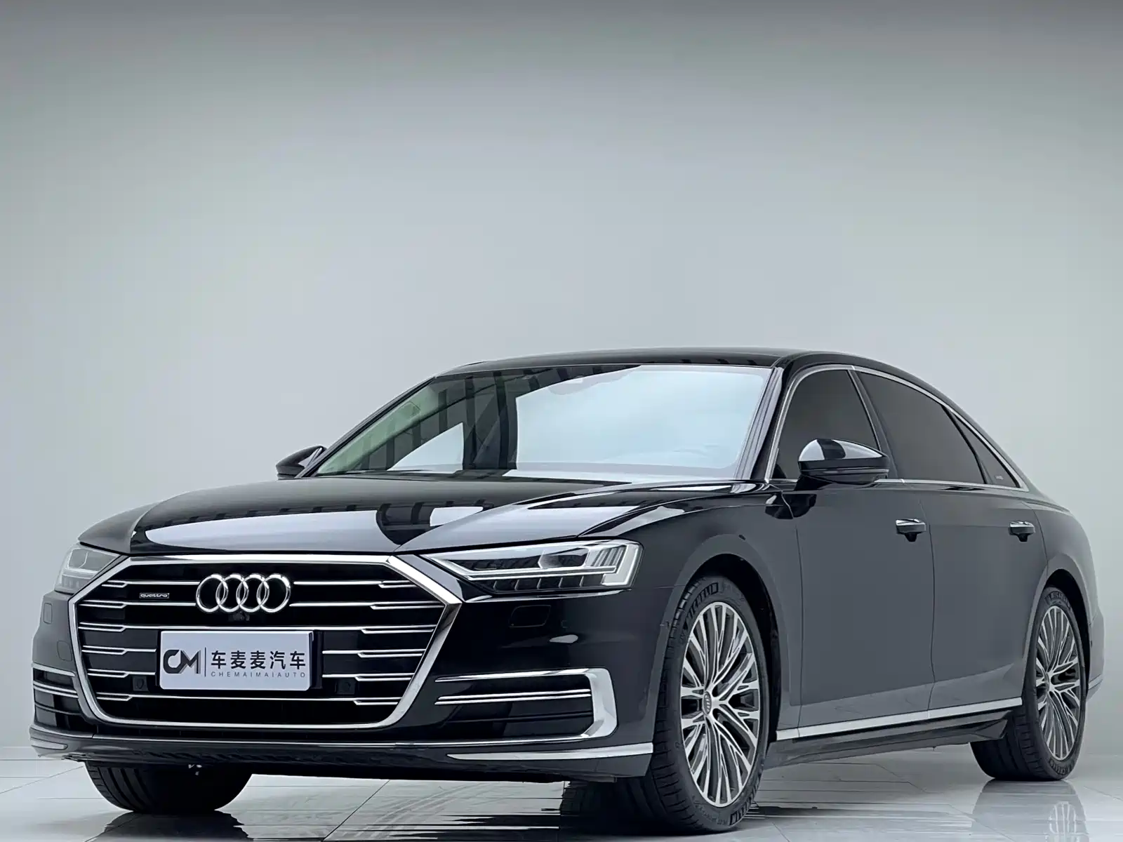 صورة 1 - Audi A8