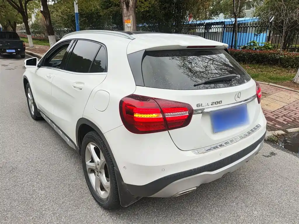 Mercedes-Benz GLA 2019 GLA 200 Dynamic фото 23