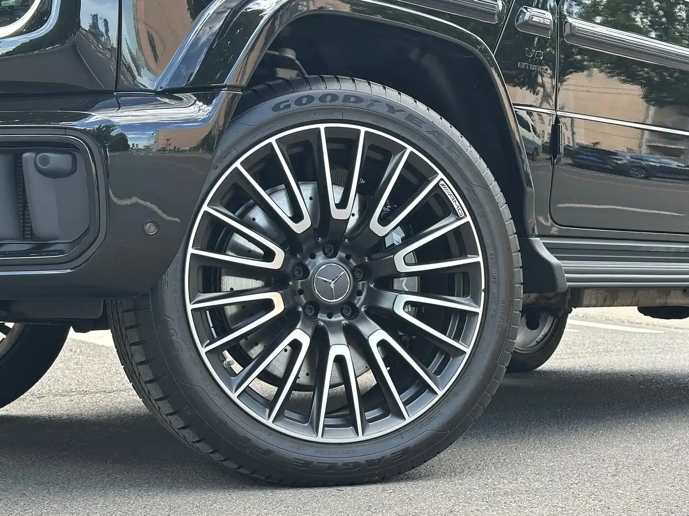 Mercedes-Benz G-Class AMG 2025 AMG G 63 фото 13