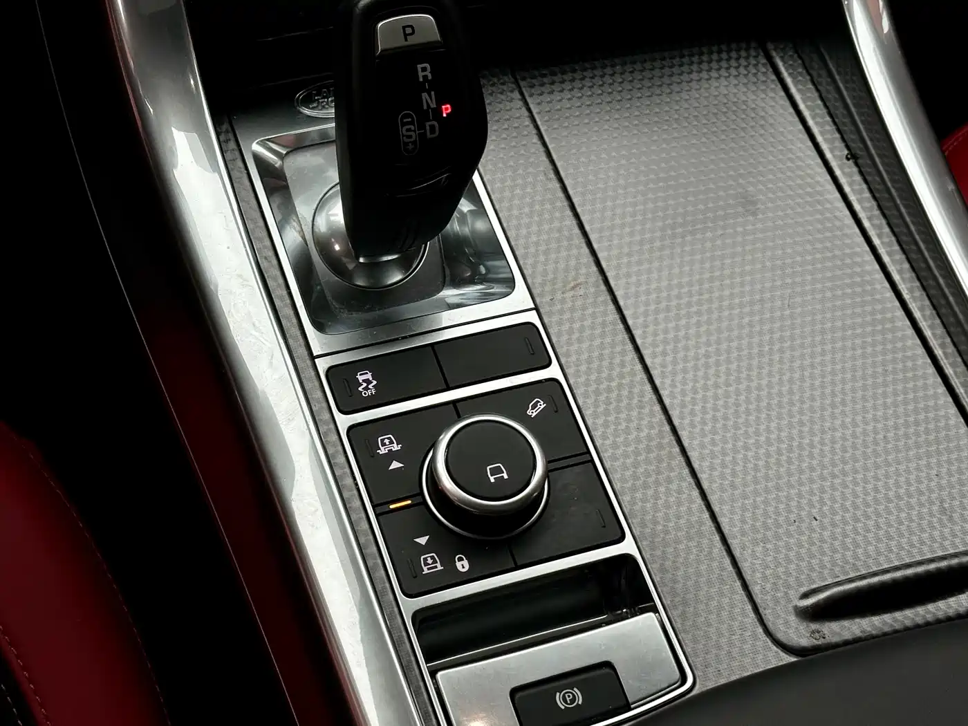 Land Rover Range Rover Sport 2021 3.0 L6 Gloss Black Edition фото 8