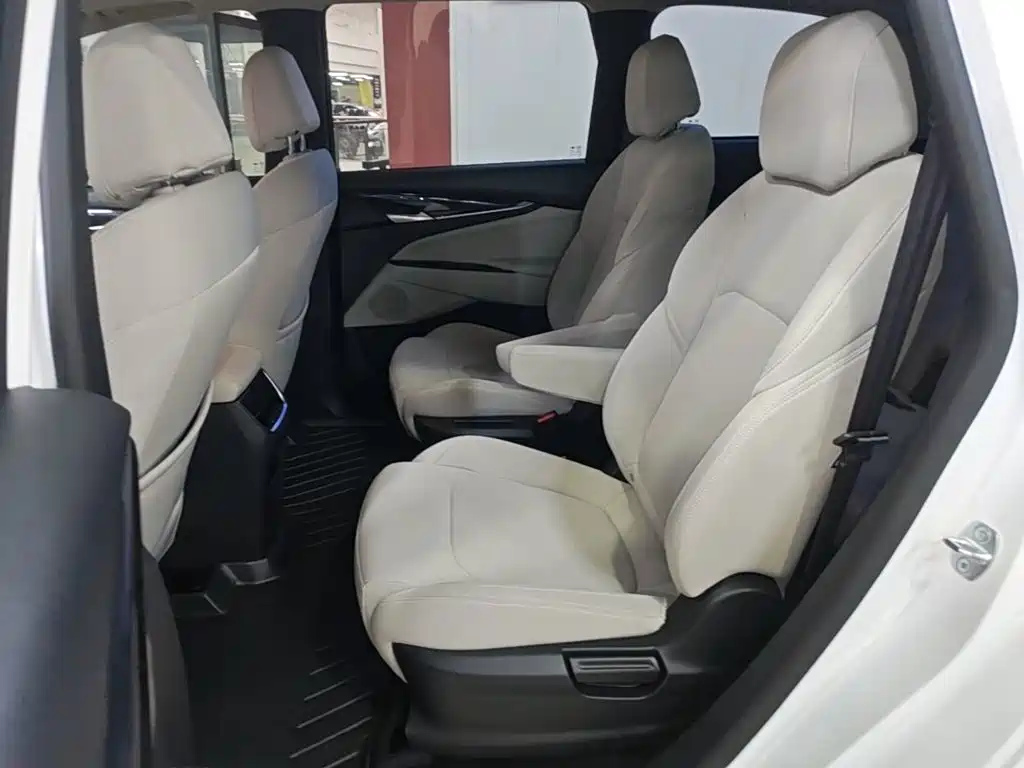 SAIC Maxus Maxus G50 2025 2024 1.5T Manual Touring A
