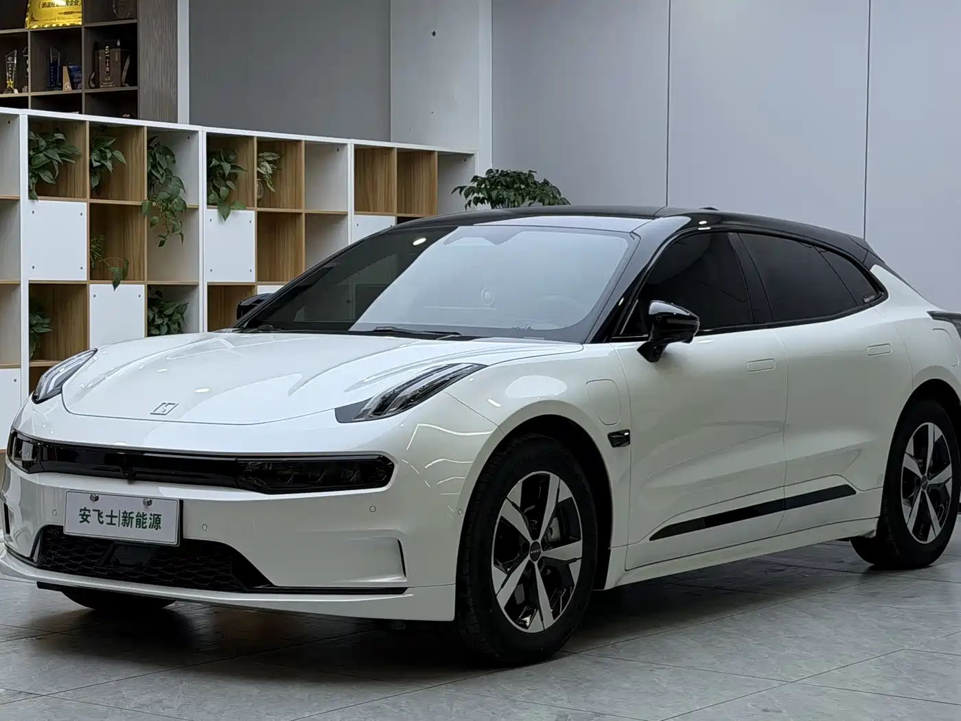 ZEEKR EXTREME KRYPTON 001