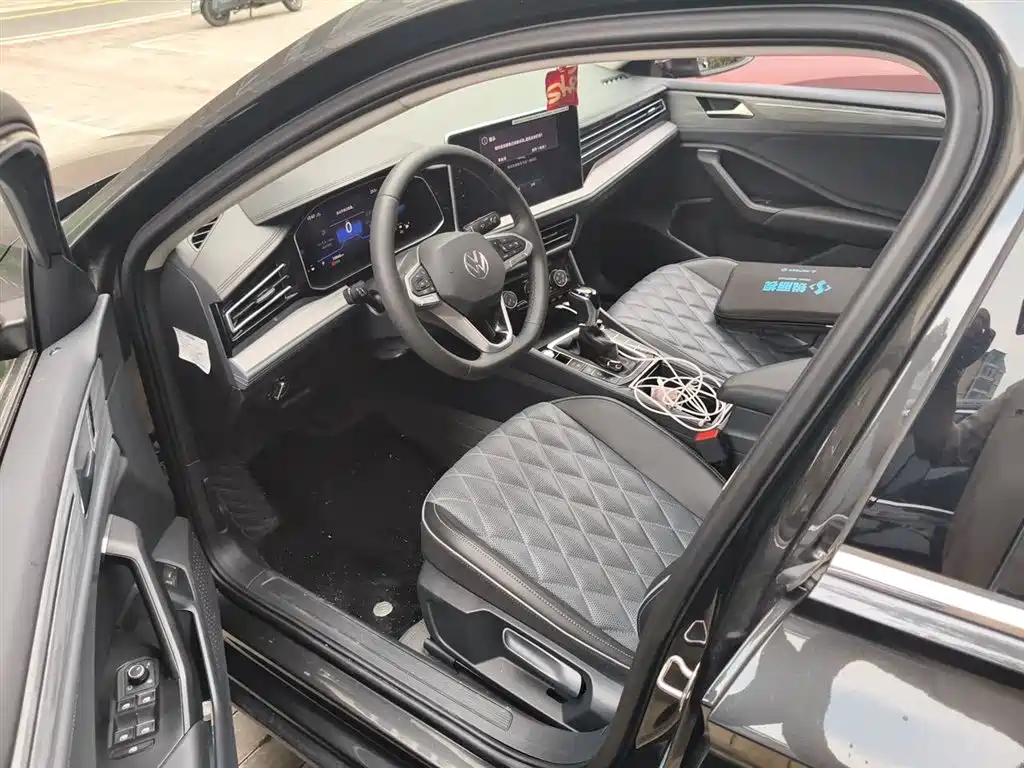 Volkswagen Sagitar 2025 300TSI DSG Surpass Edition фото 8