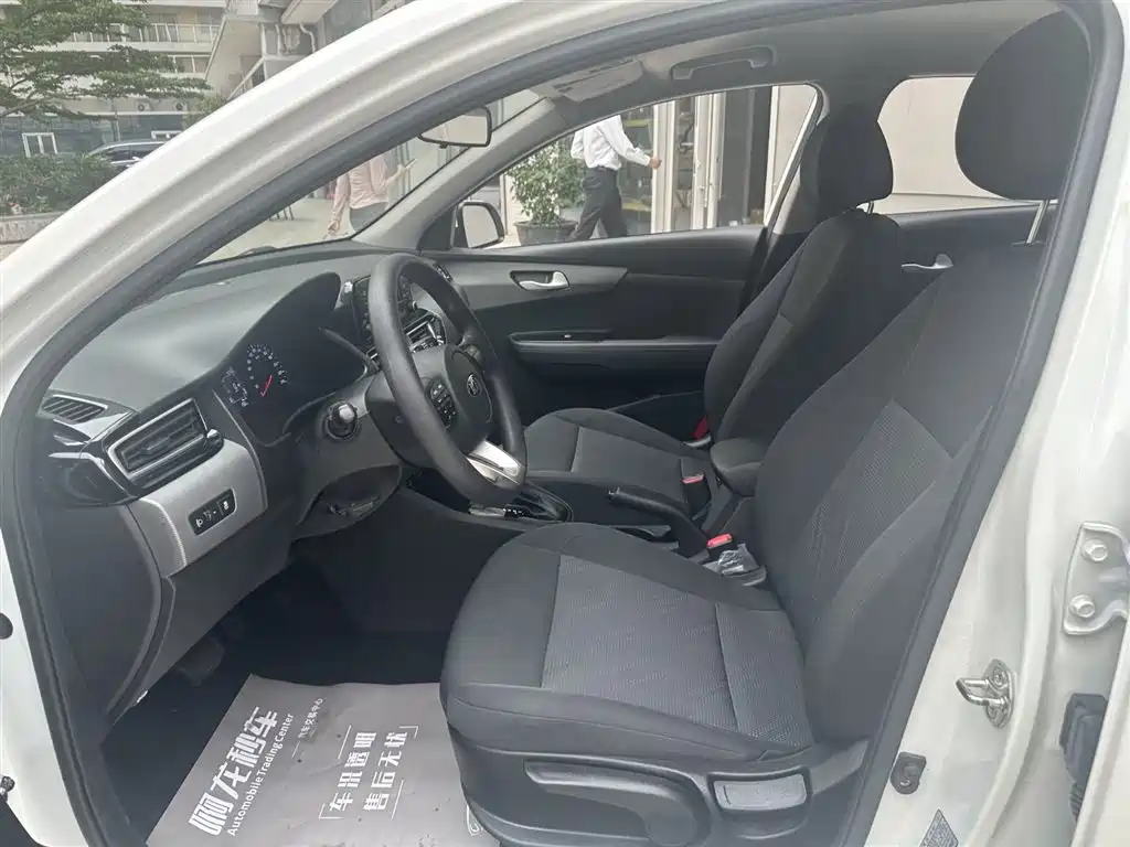 Kia Forte 2019 1.6L Auto Trend Edition China VI фото 16