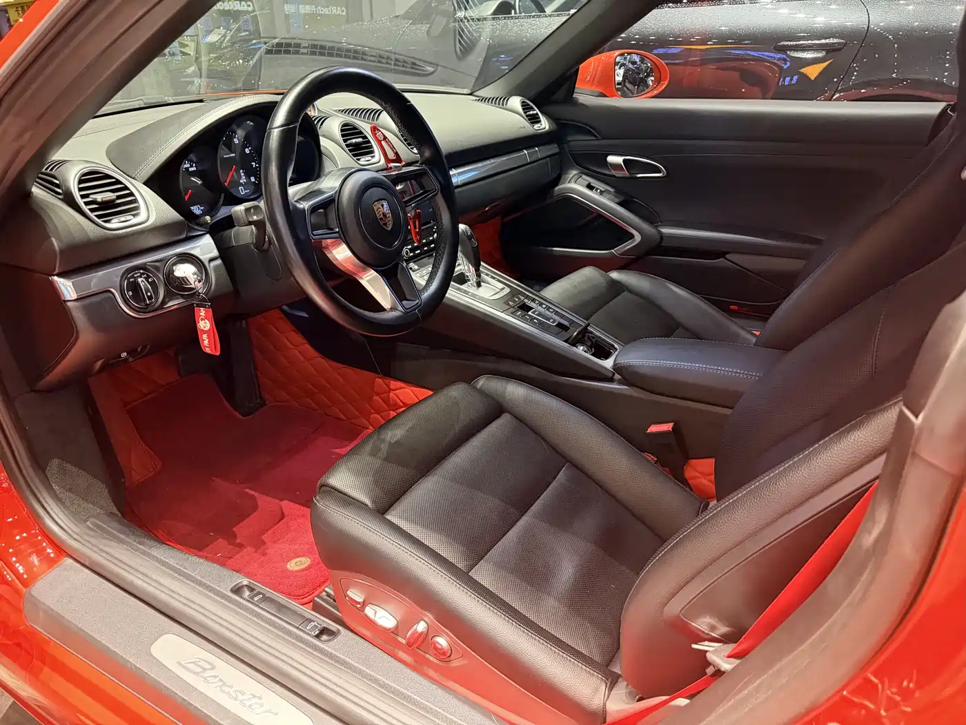 Porsche 718 2018 Boxster 2.0T фото 3