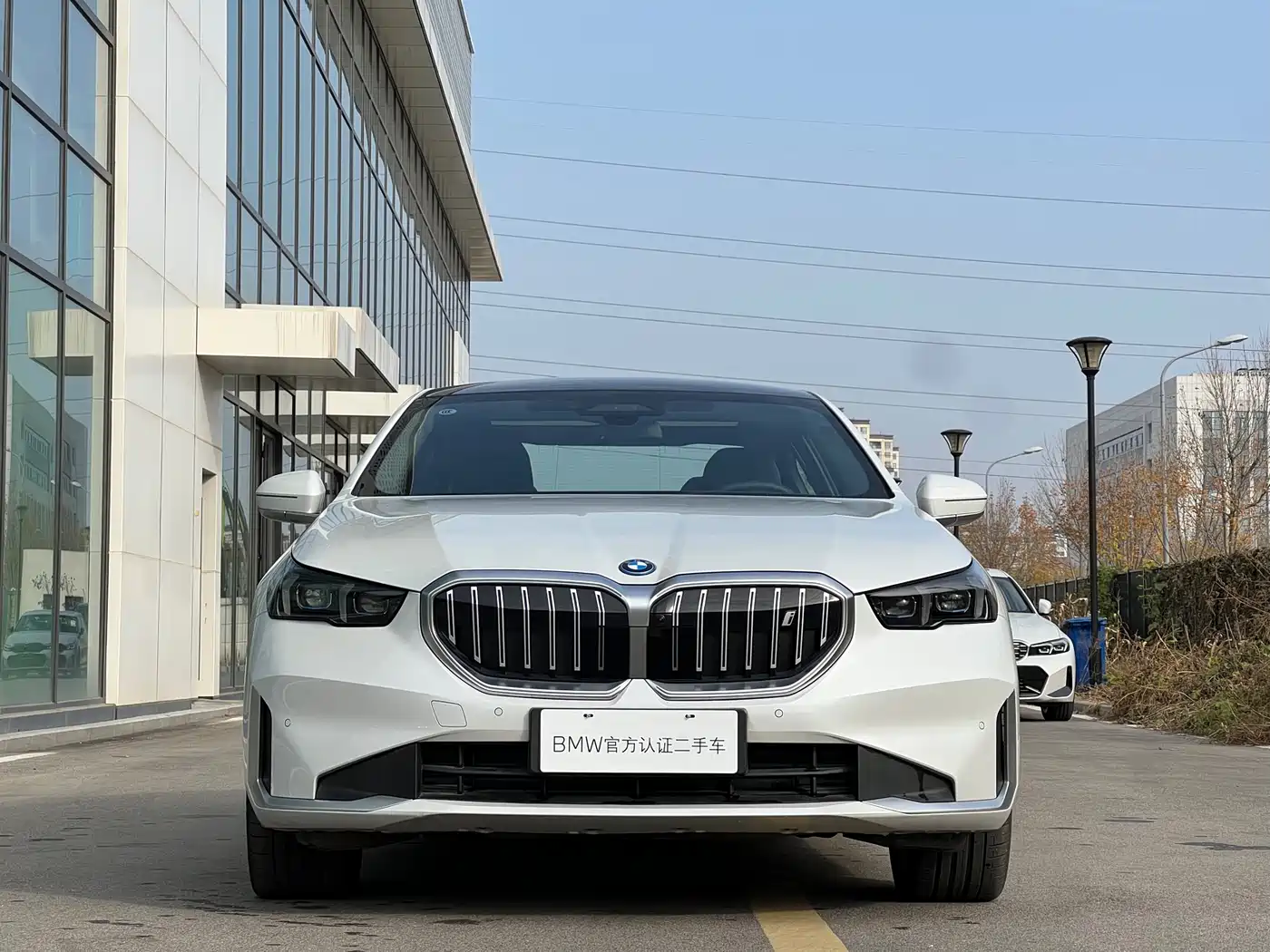 BMW I5